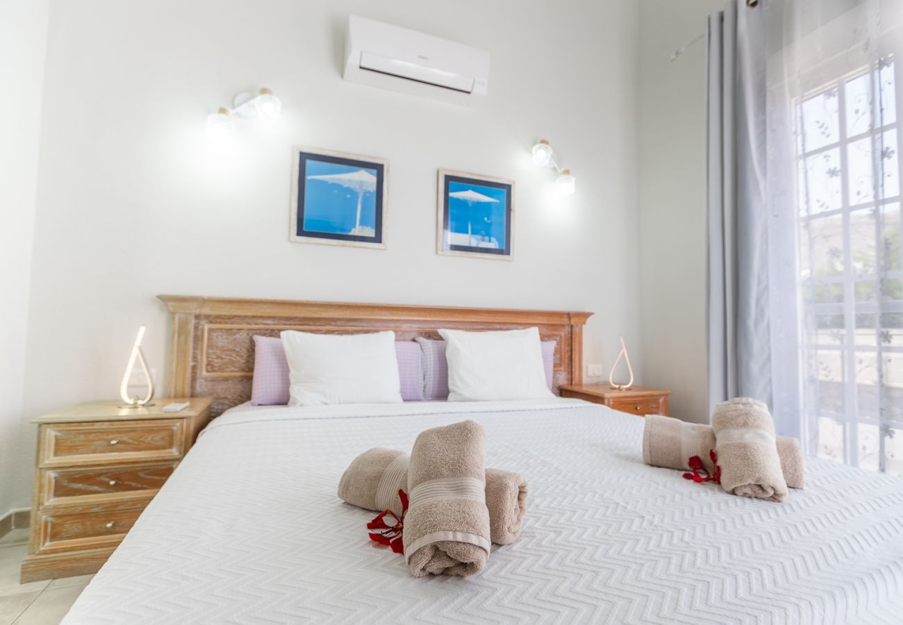 Villa en Costa Adeje - Villa con piscina en Madroñal Fañabe, Costa Adeje 