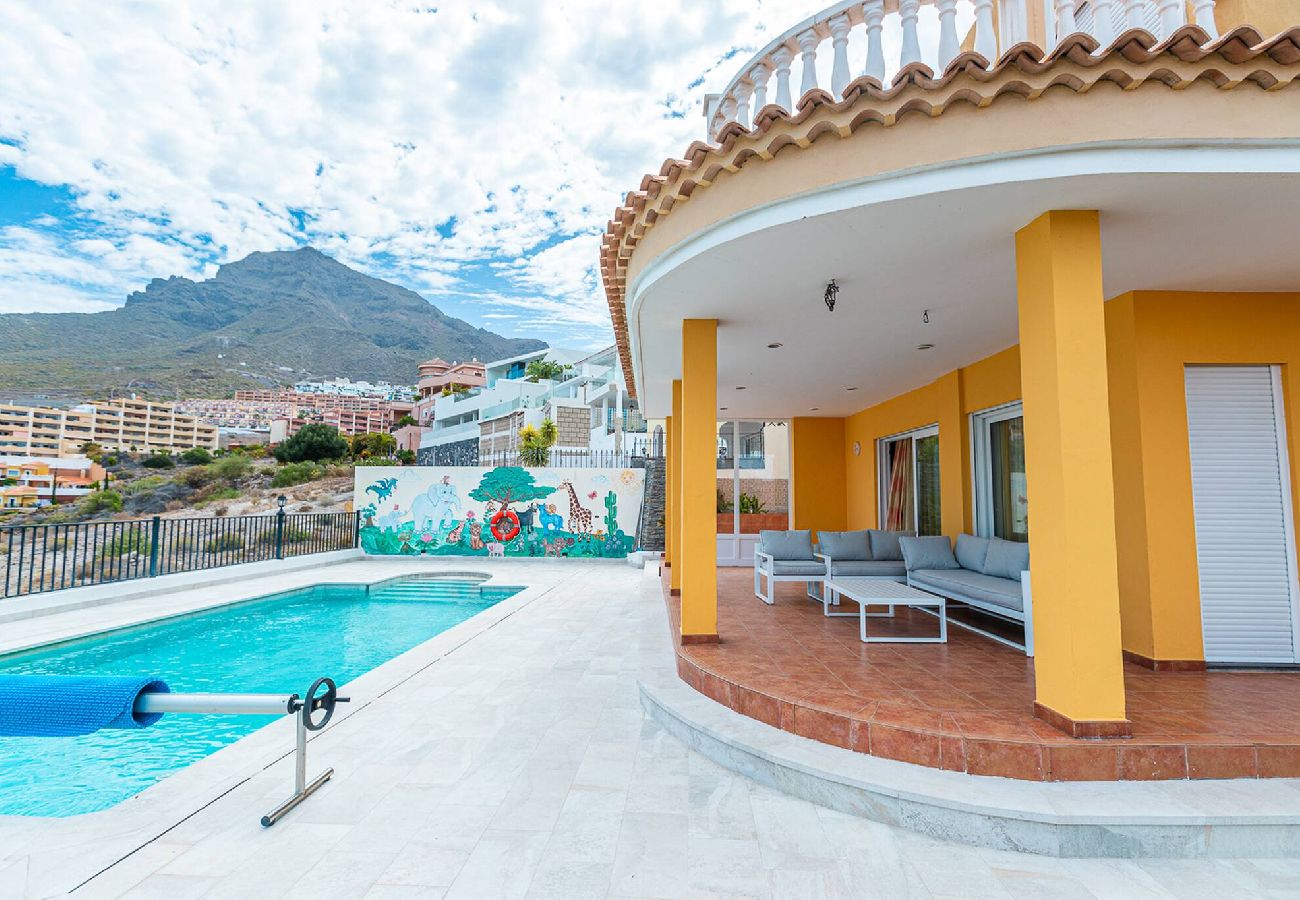 Villa en Costa Adeje - Villa con piscina privada y magníficas vistas Nekhamkin