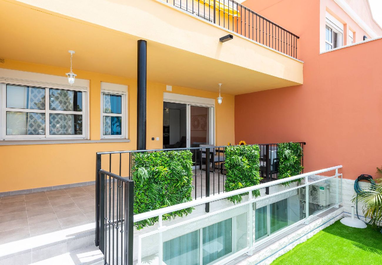 Casa adosada en Adeje - Moderna villa de 4 dormitorios en Costa Adeje Olga