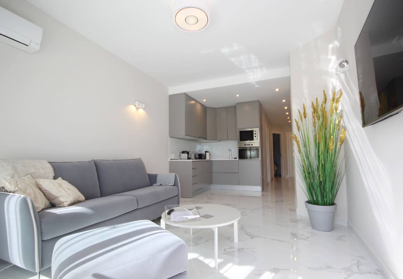 Apartamento en Costa Adeje - Apartamento de lujo en primera linea de El Duque D11