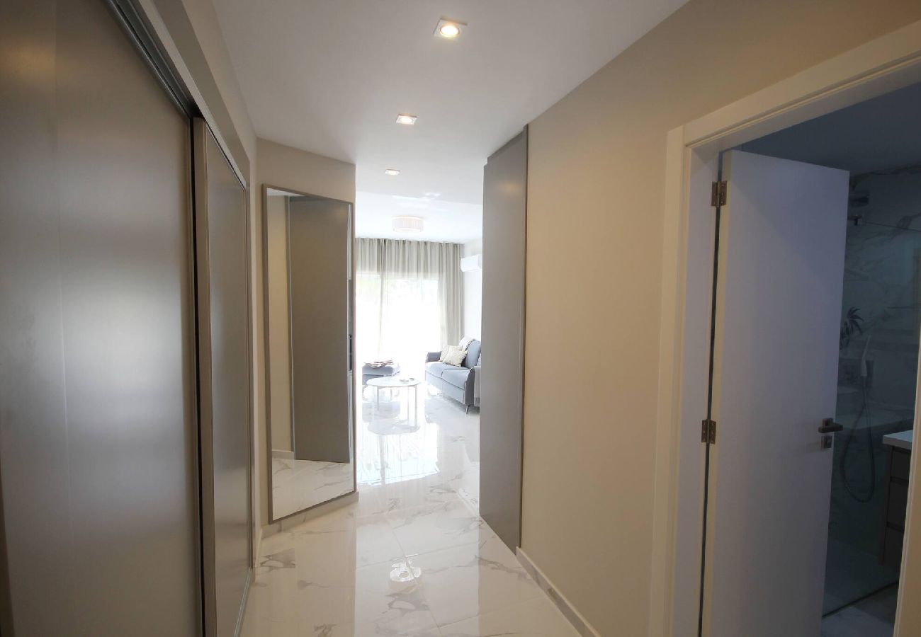 Apartamento en Costa Adeje - Apartamento de lujo en primera linea de El Duque D11