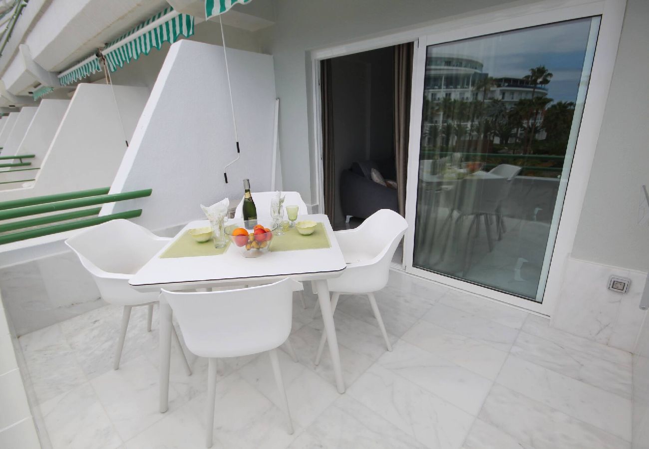 Apartamento en Costa Adeje - Apartamento de lujo en primera linea de El Duque D11