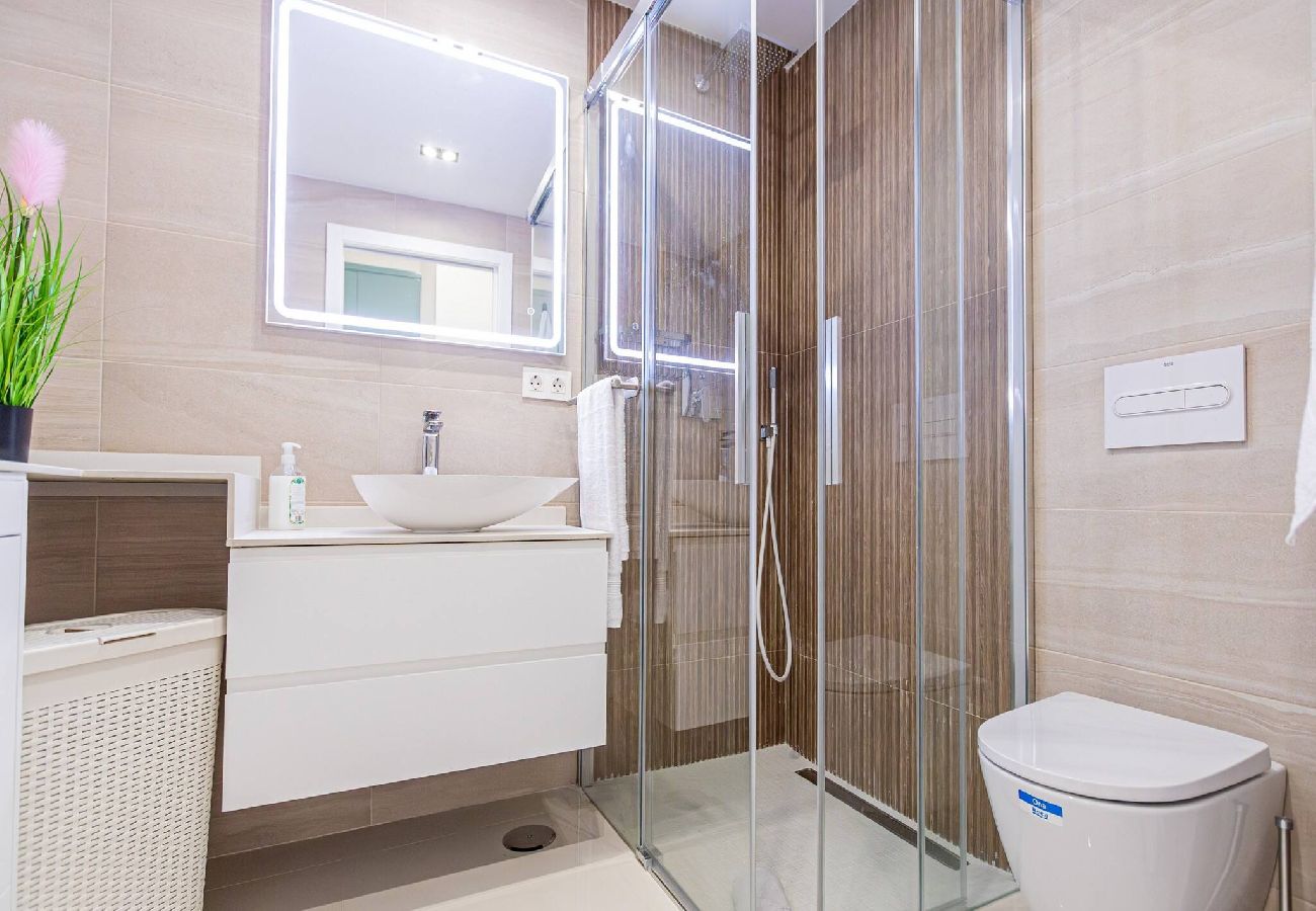 Apartamento en Costa Adeje - Apartamento en primera linea de playa en El Duque 