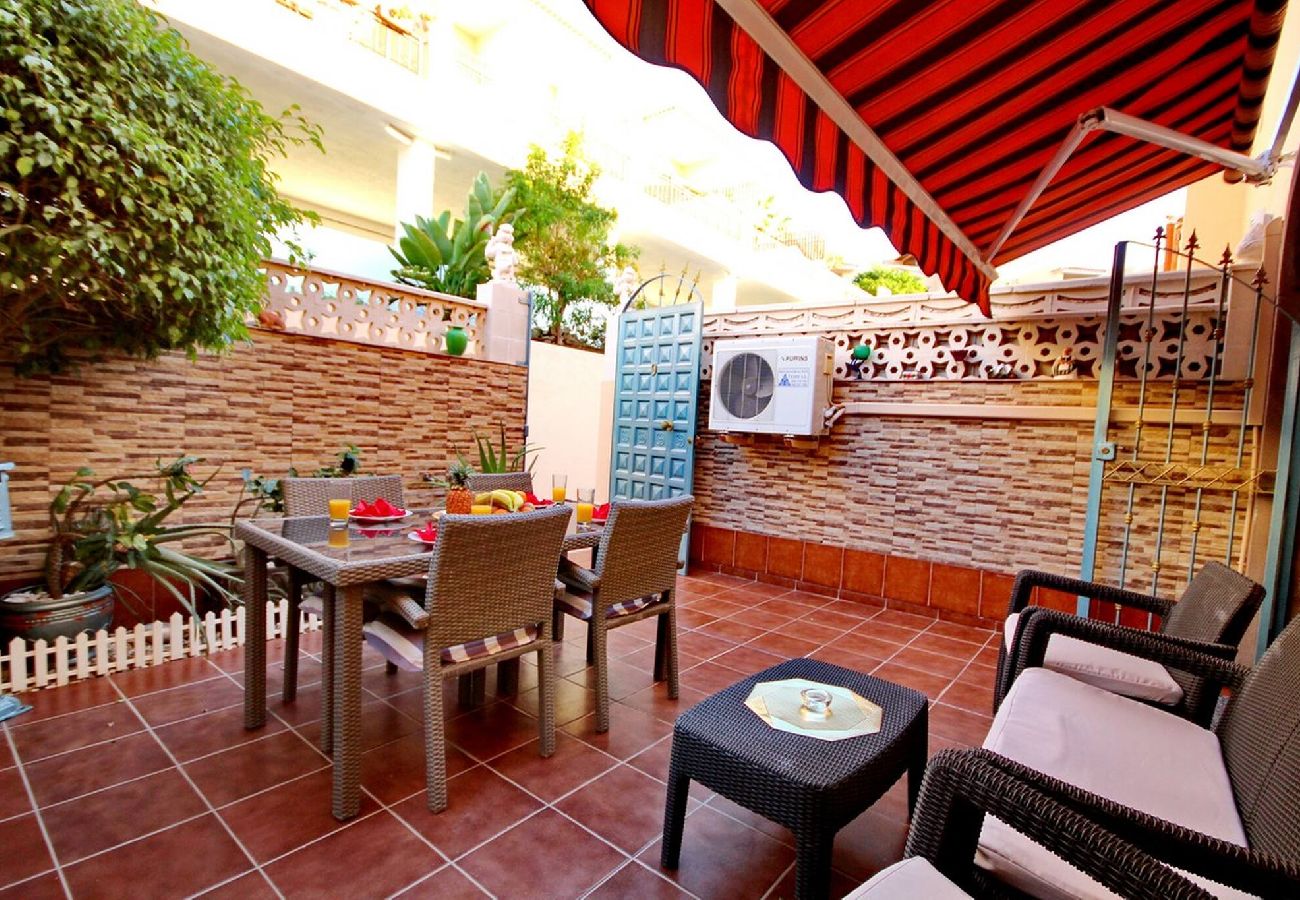 Casa adosada en Costa Adeje - Casa adosada con vistas al mar en Costa Adeje 