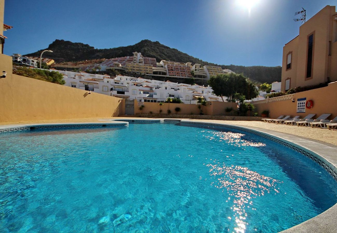 Casa adosada en Costa Adeje - Casa adosada con vistas al mar en Costa Adeje 