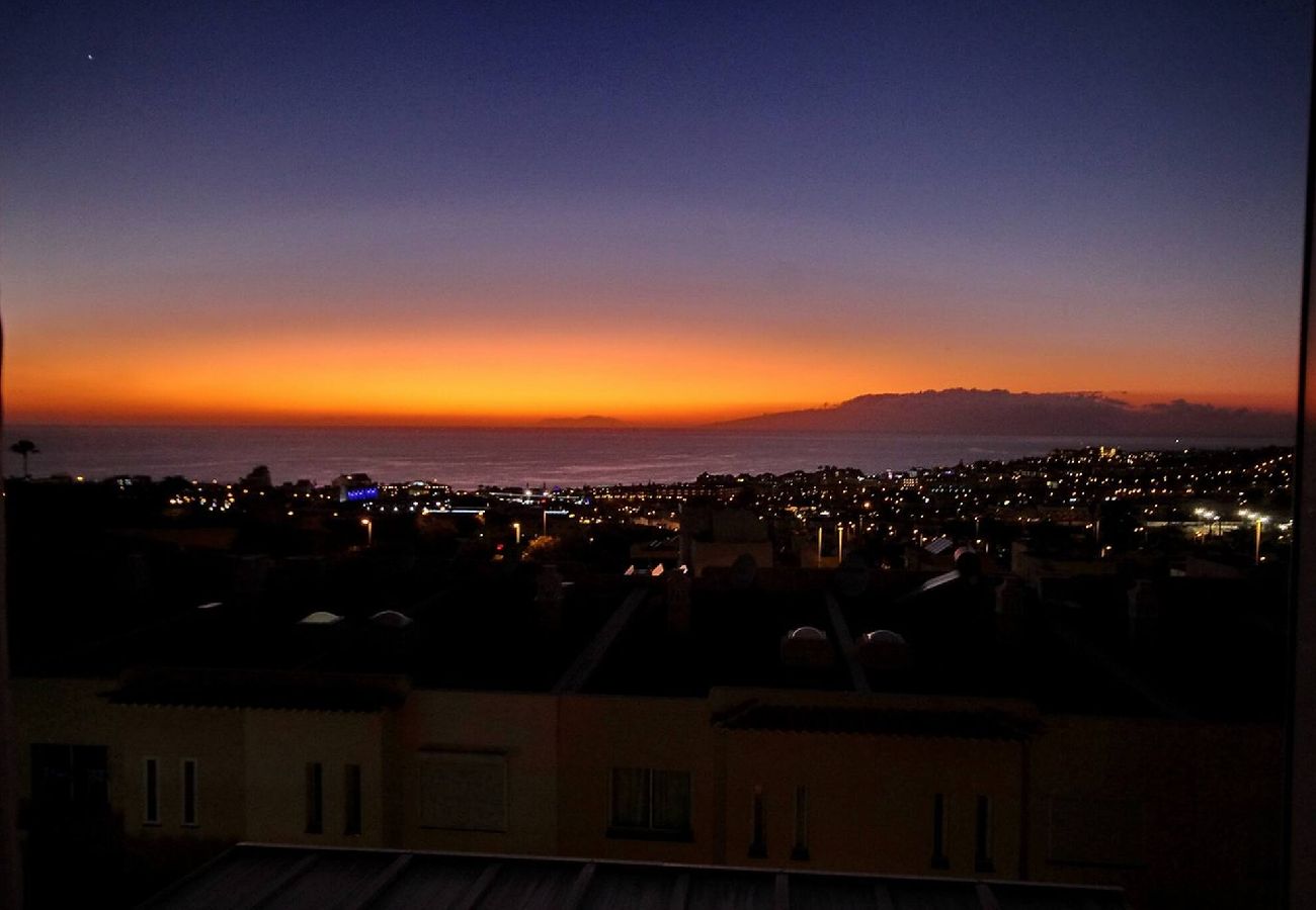 Casa adosada en Costa Adeje - Casa adosada con vistas al mar en Costa Adeje 