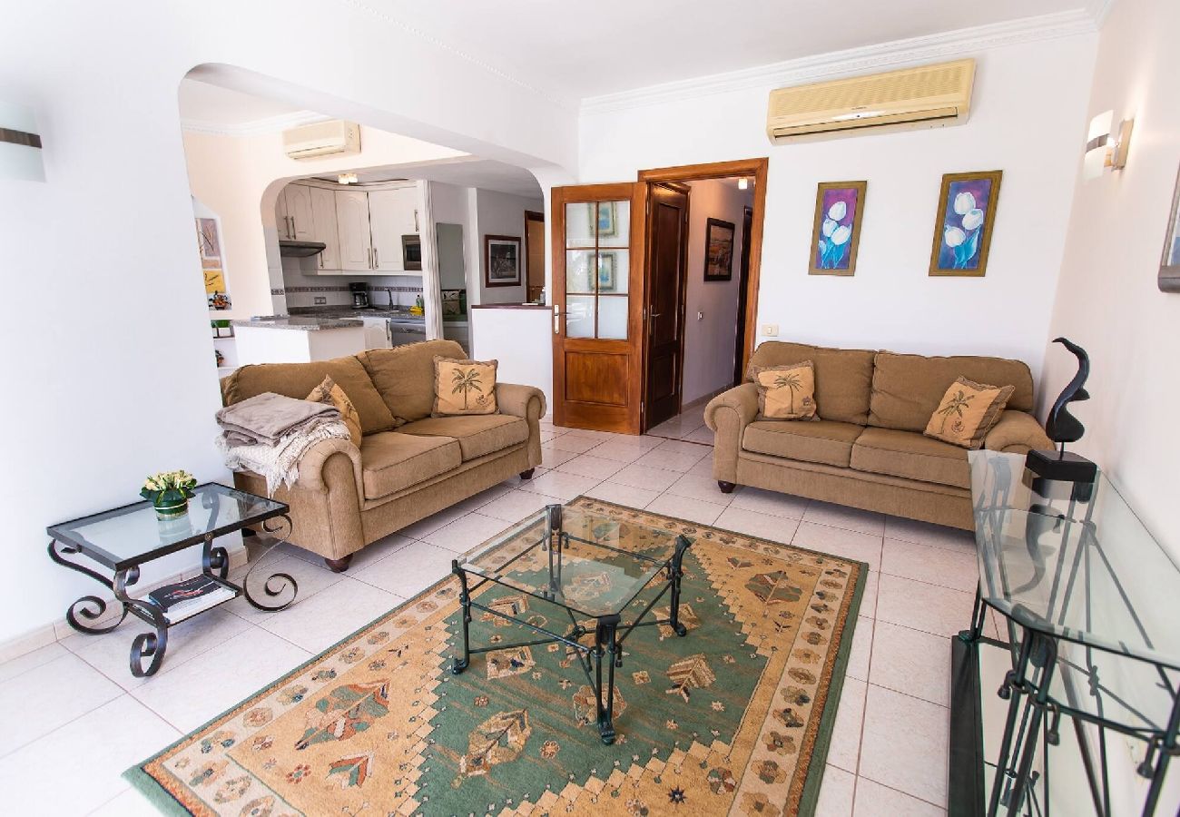 Apartamento en Costa Adeje - Apartamento de 2 dormitorios El Duque, Costa Adeje 