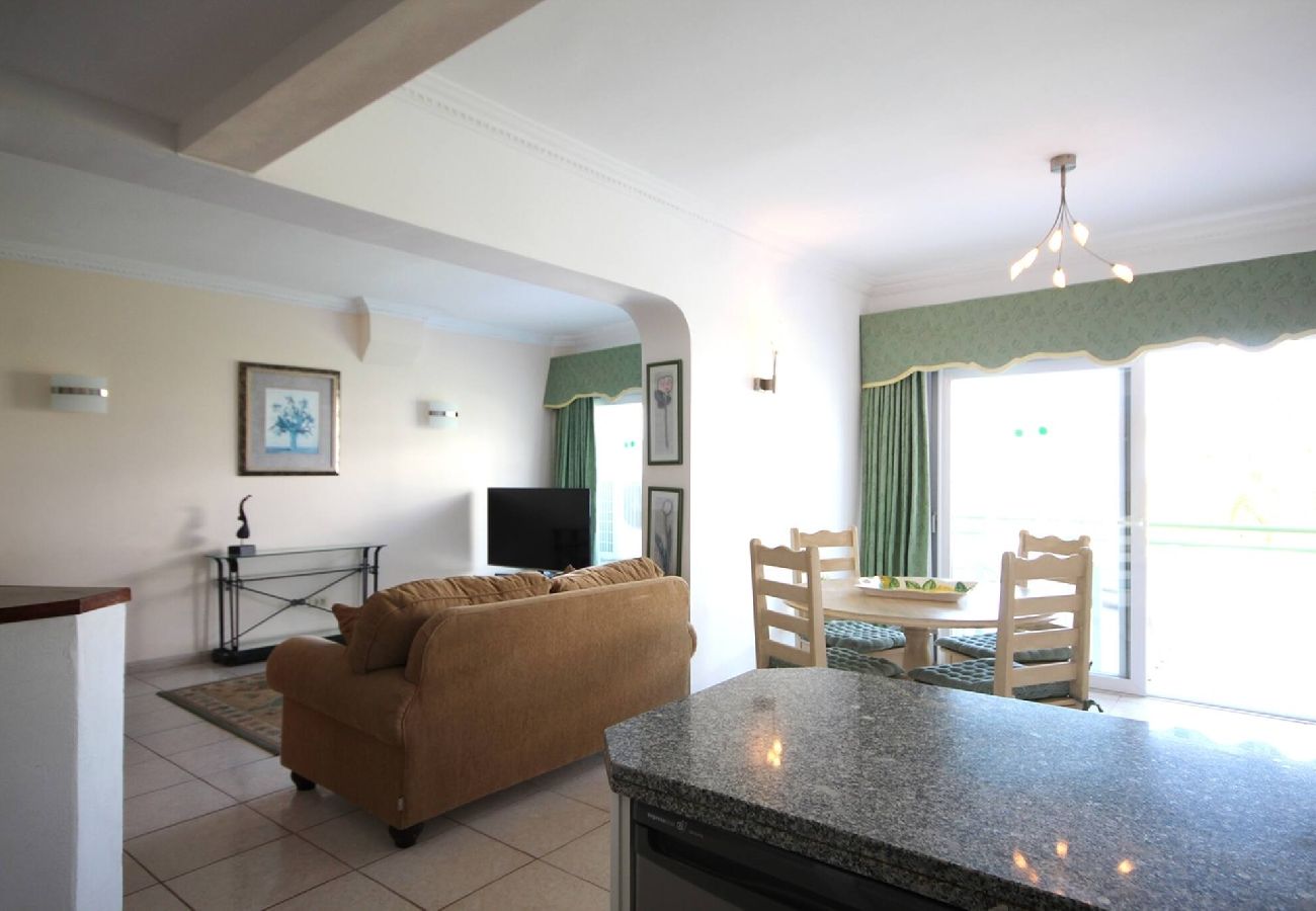 Apartamento en Costa Adeje - Apartamento de 2 dormitorios El Duque, Costa Adeje 