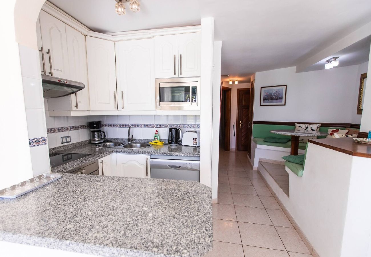 Apartamento en Costa Adeje - Apartamento de 2 dormitorios El Duque, Costa Adeje 