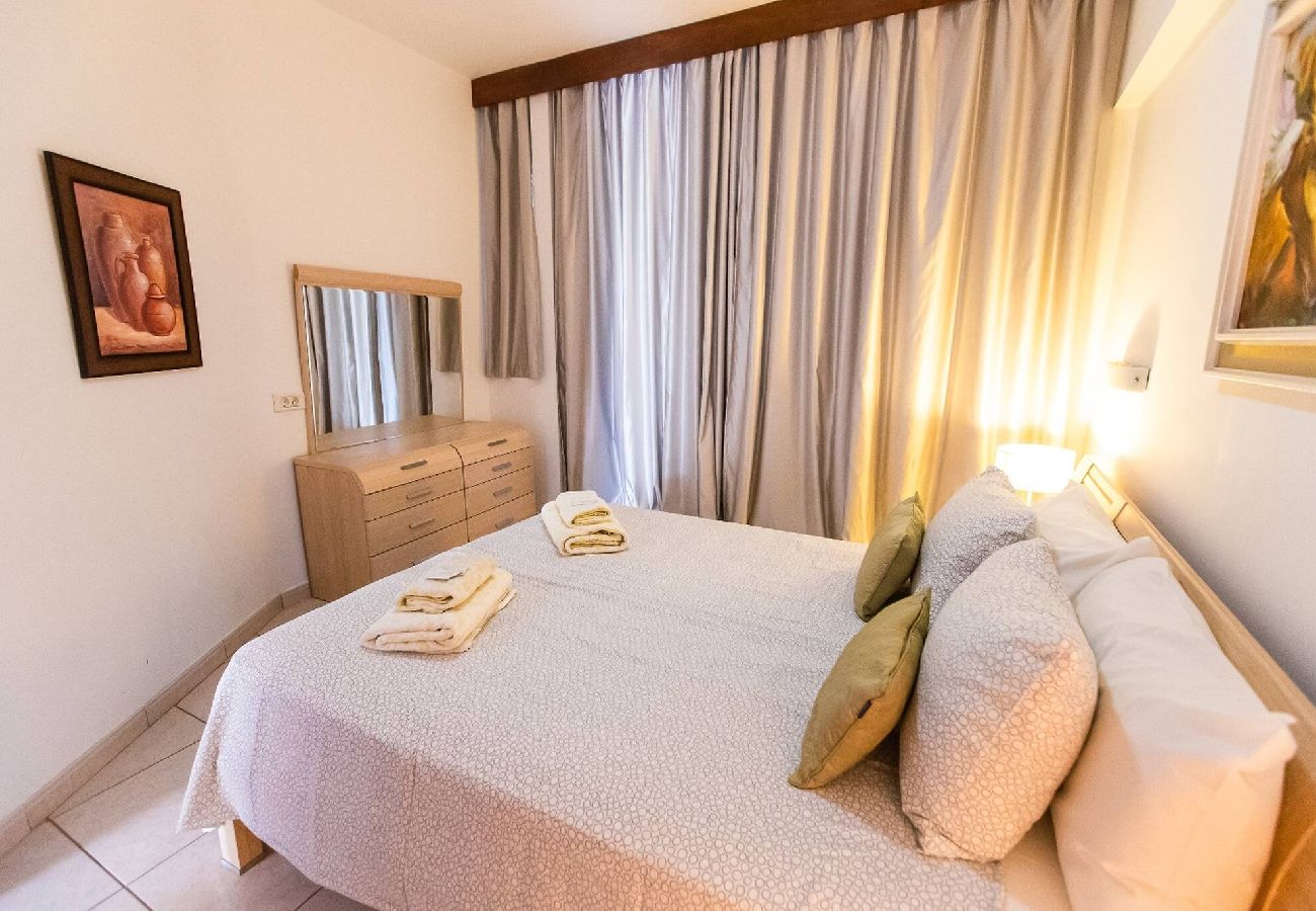 Apartamento en Costa Adeje - Apartamento de 2 dormitorios El Duque, Costa Adeje 