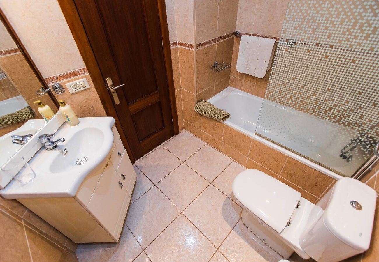 Apartamento en Costa Adeje - Apartamento de 2 dormitorios El Duque, Costa Adeje 