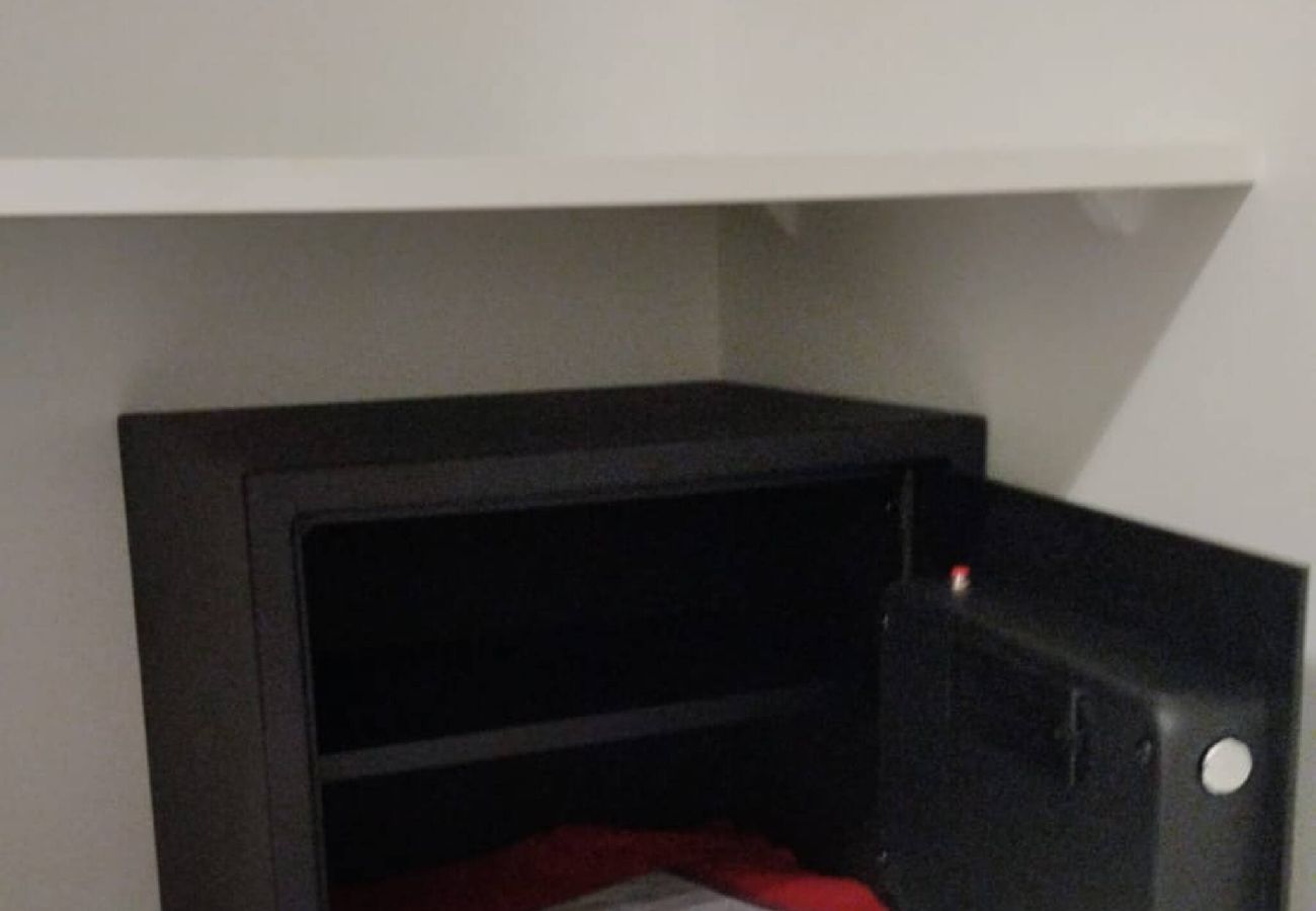 Doppelhaushälfte in Adeje - Moderne Villa mit 4 Schlafzimmern in Costa Adeje Olga