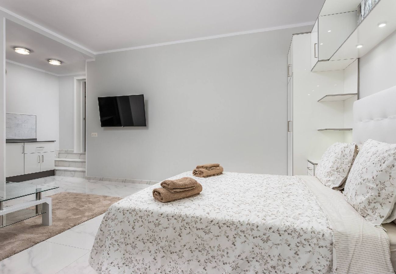 Terraced House in Adeje - Modern 4-bedroom villa in Costa Adeje Olga