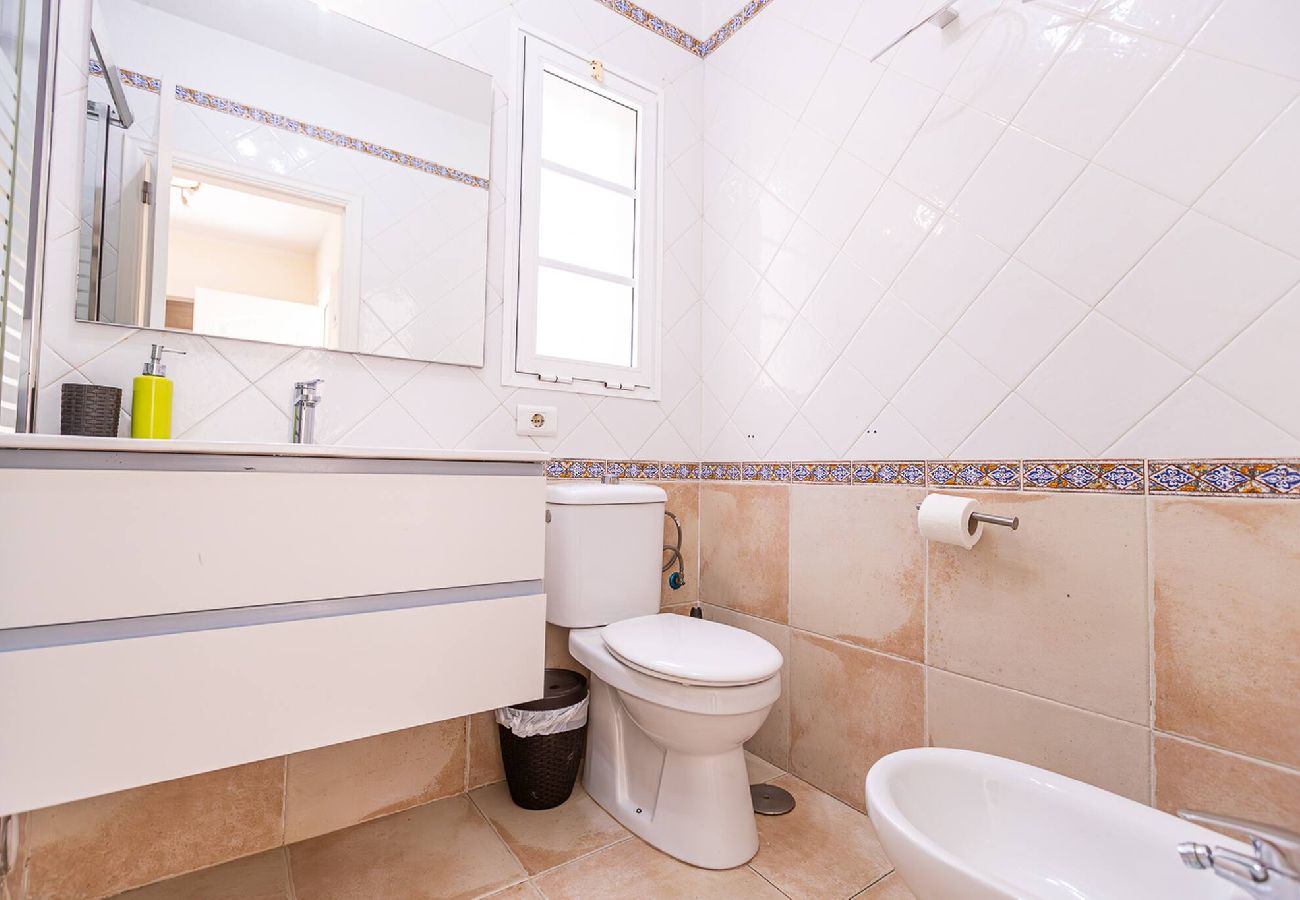 Villa in Costa Adeje - Cozy villa in Madroñal de Fañabe with pool