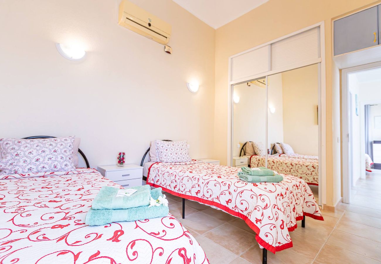 Villa in Costa Adeje - Cozy villa in Madroñal de Fañabe with pool