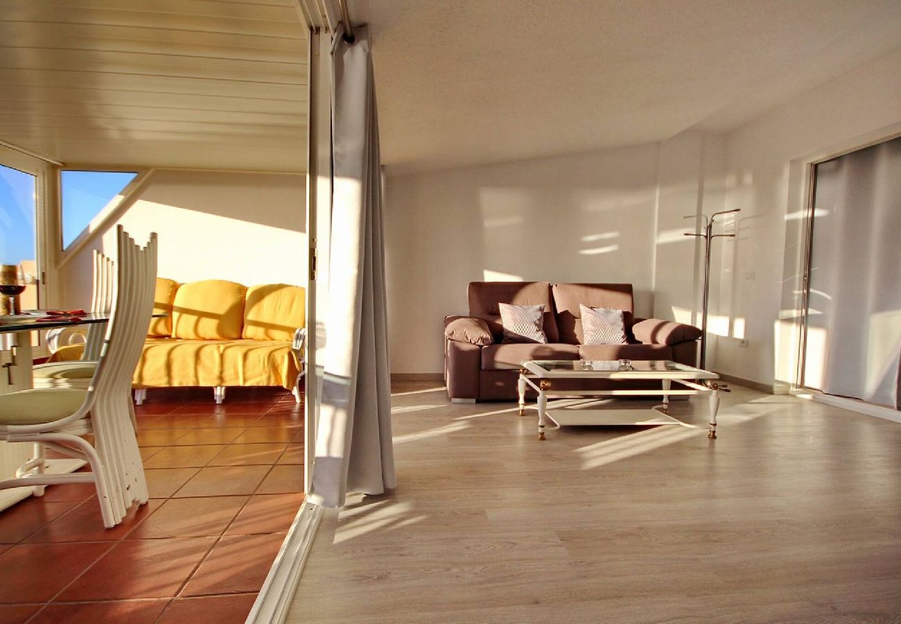 Terraced House in Costa Adeje - Cozy townhouse with ocean views 