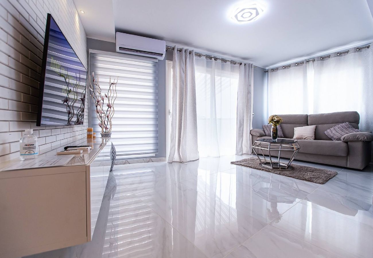 Apartment in Arona - Luxurious 2-bedroom apartment in Los Cristianos