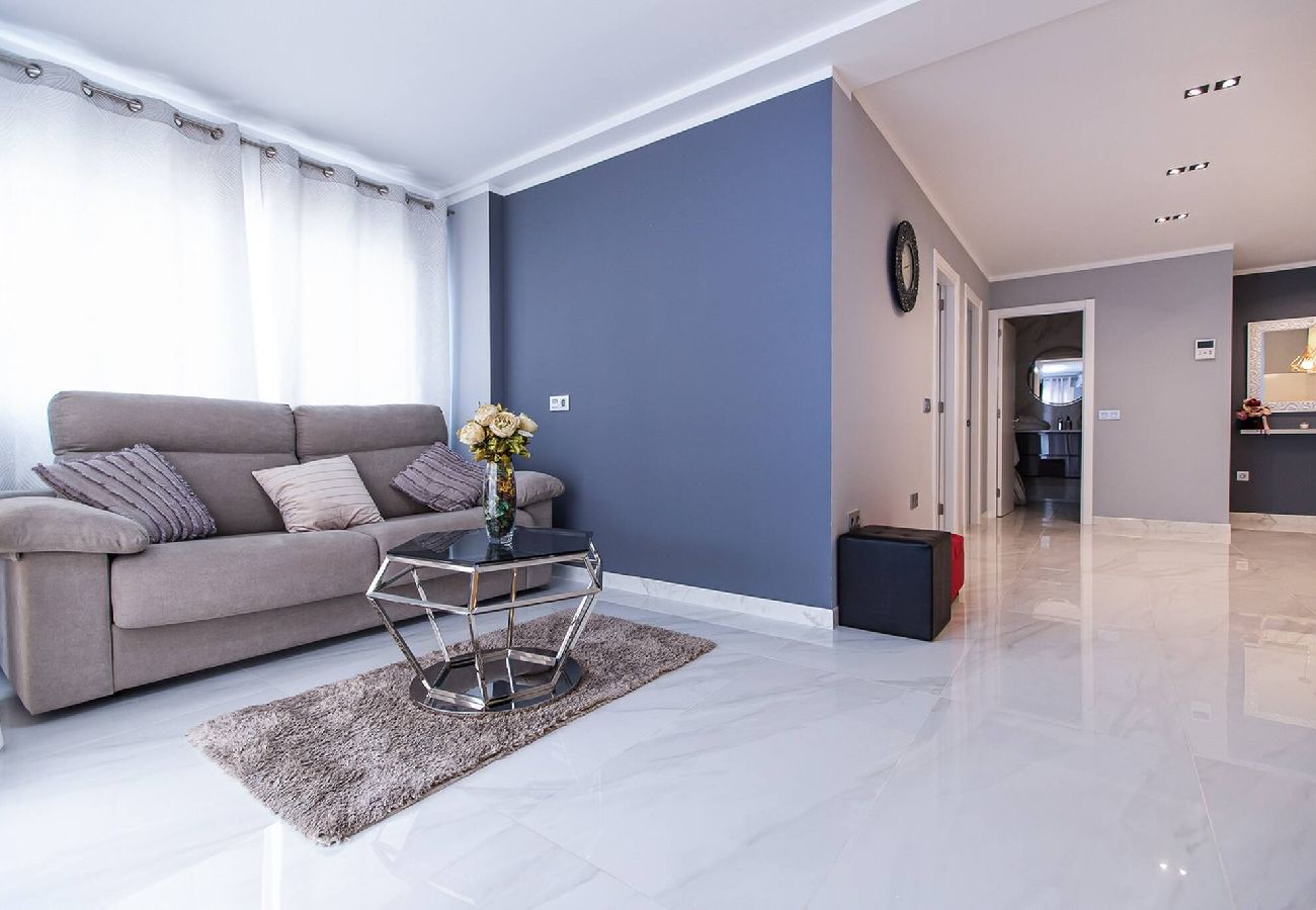 Apartment in Arona - Luxurious 2-bedroom apartment in Los Cristianos