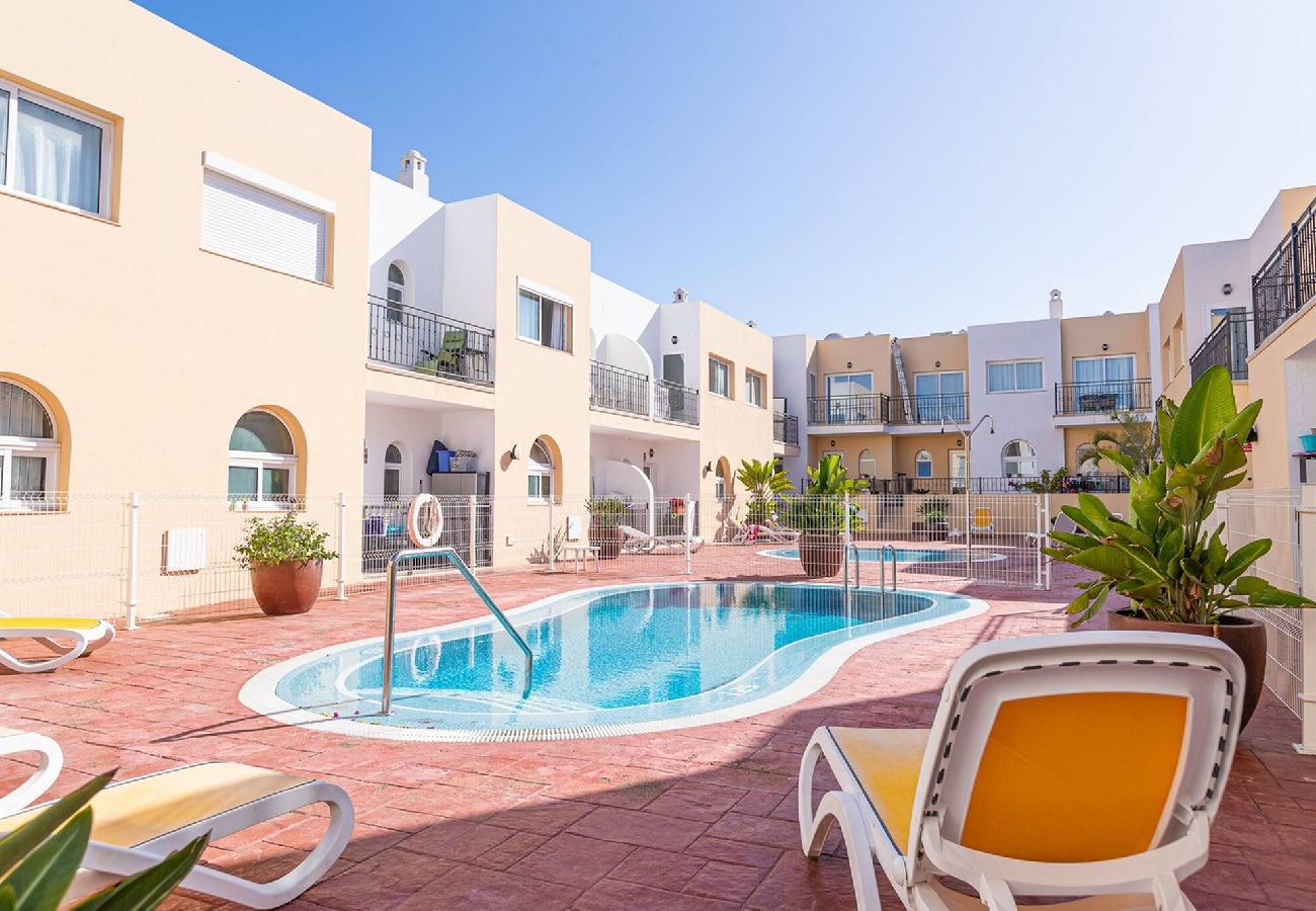 Terraced House in Arona - Townhouse in Palm-Mar 