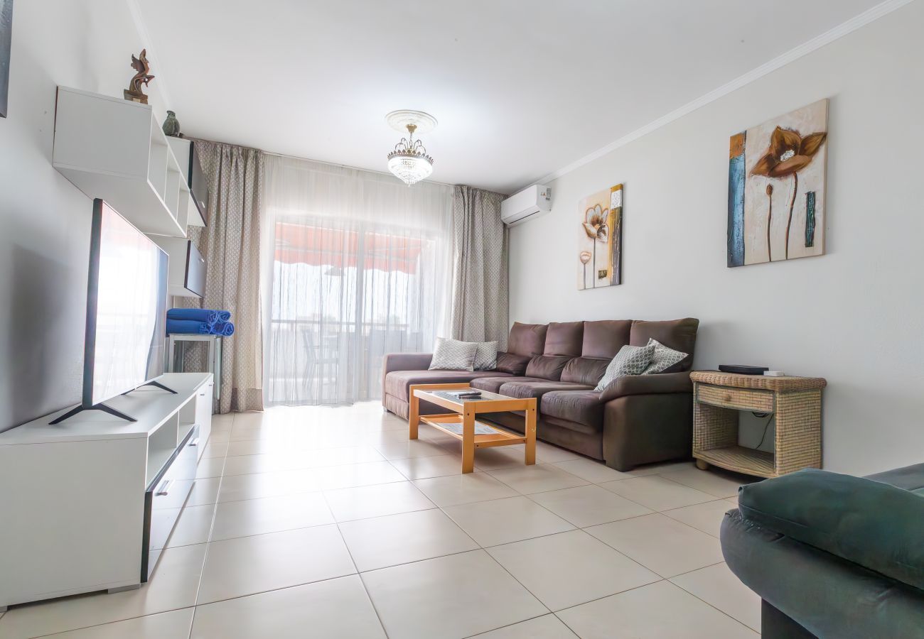 Apartment in Arona - Fabulous 2-Bedroom Apartment Near Los Cristianos Beach