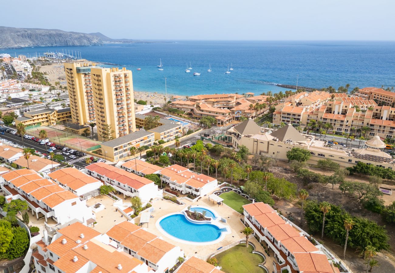 Apartment in Arona - Fabulous 2-Bedroom Apartment Near Los Cristianos Beach