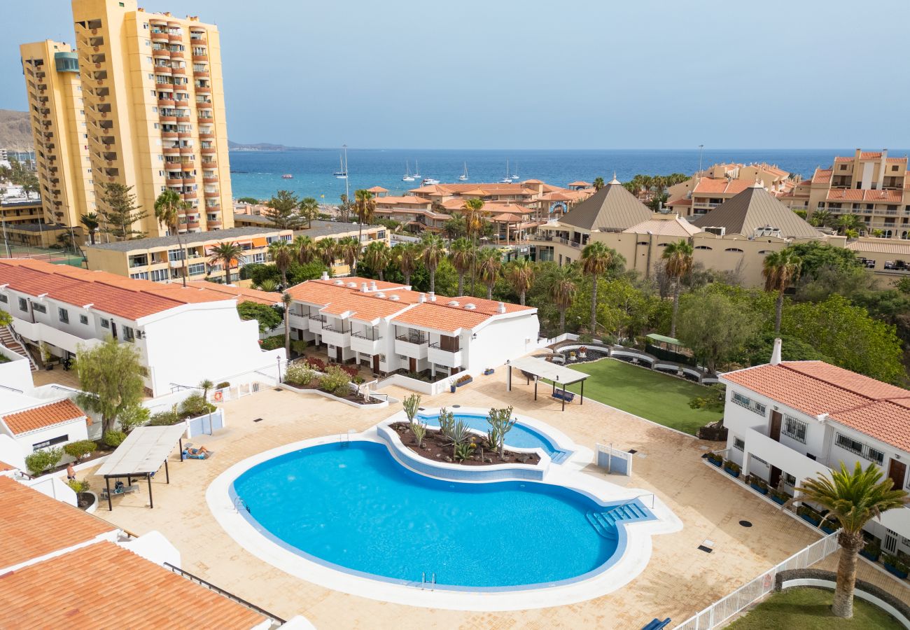 Apartment in Arona - Fabulous 2-Bedroom Apartment Near Los Cristianos Beach
