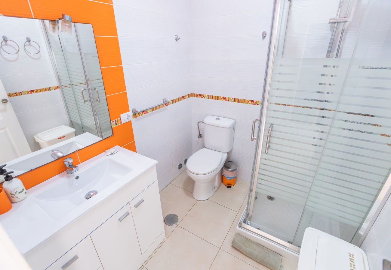 Apartment in Arona - Fabulous 2-Bedroom Apartment Near Los Cristianos Beach