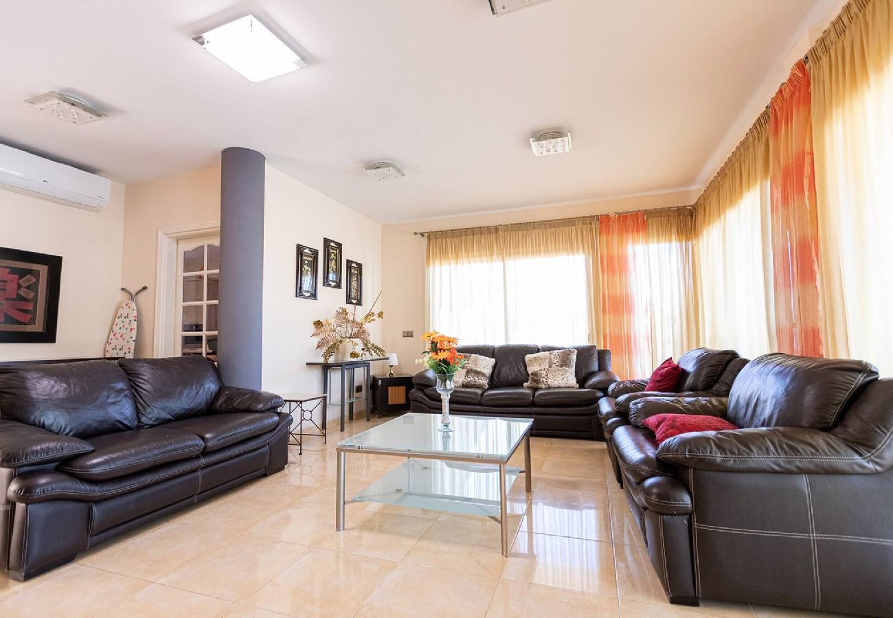 Villa a Costa Adeje - Villa con piscina privata e magnifica vista su Nekhamkin