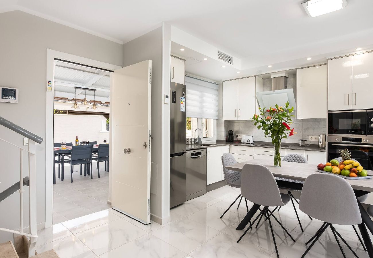 Casa a schiera a Adeje - Moderna villa con 4 camere da letto a Costa Adeje Olga