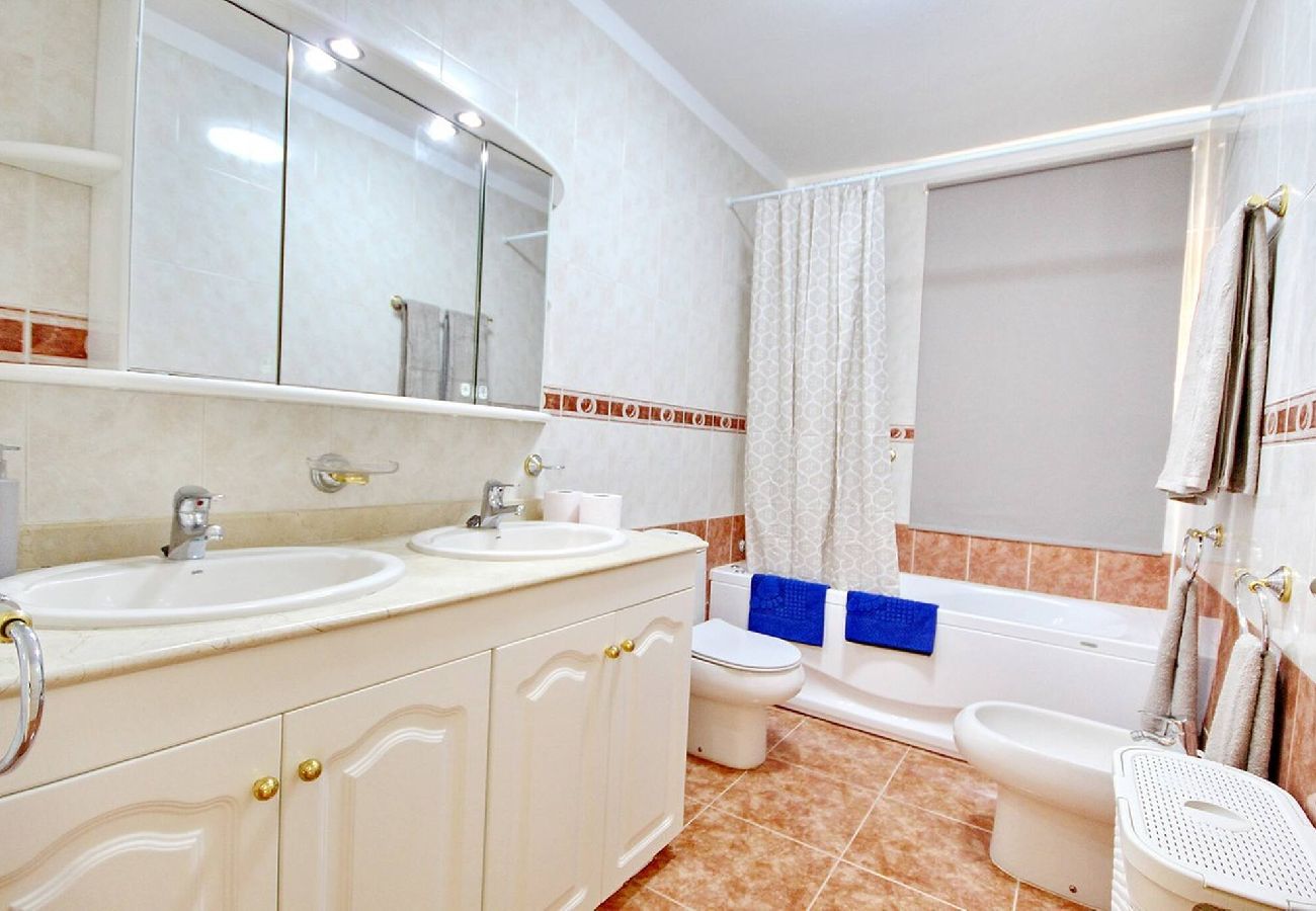 Casa a schiera a Costa Adeje - Casa a schiera con vista mare a Costa Adeje